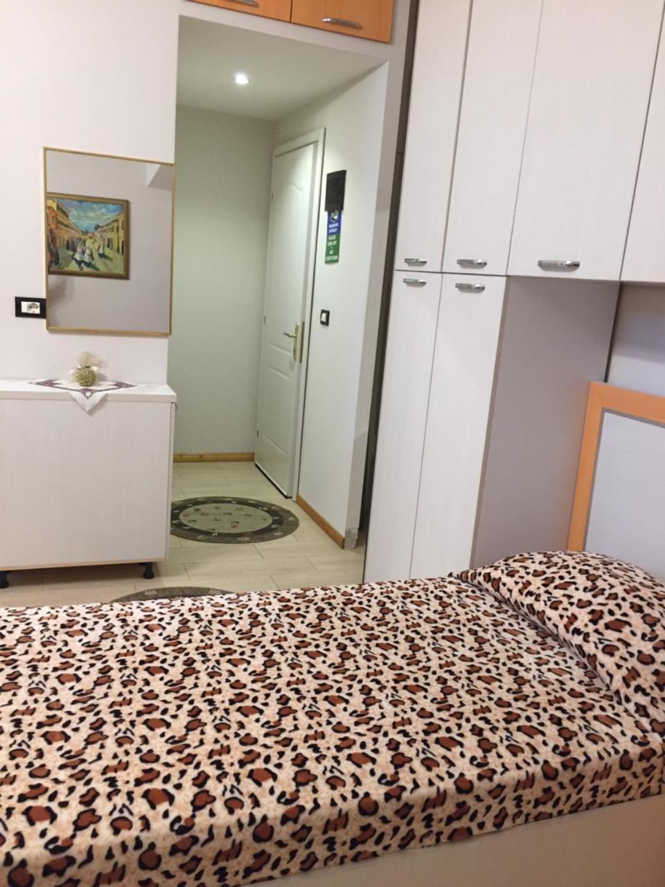 Lille France Apartments Shkodër 外观 照片
